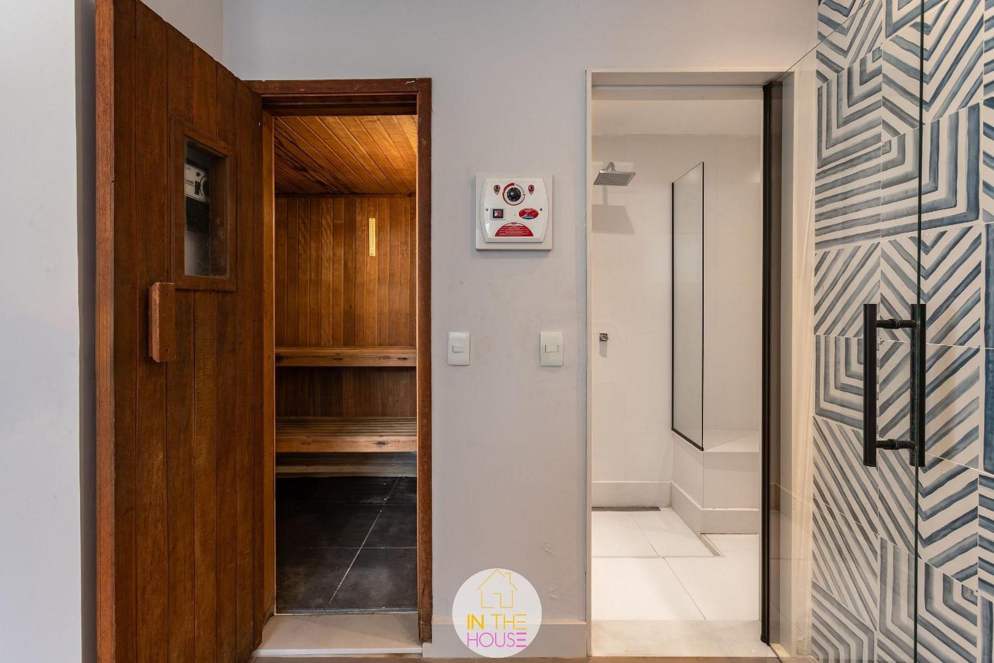 Apartamento Luxo Na Quadra Da Do Arpoador *